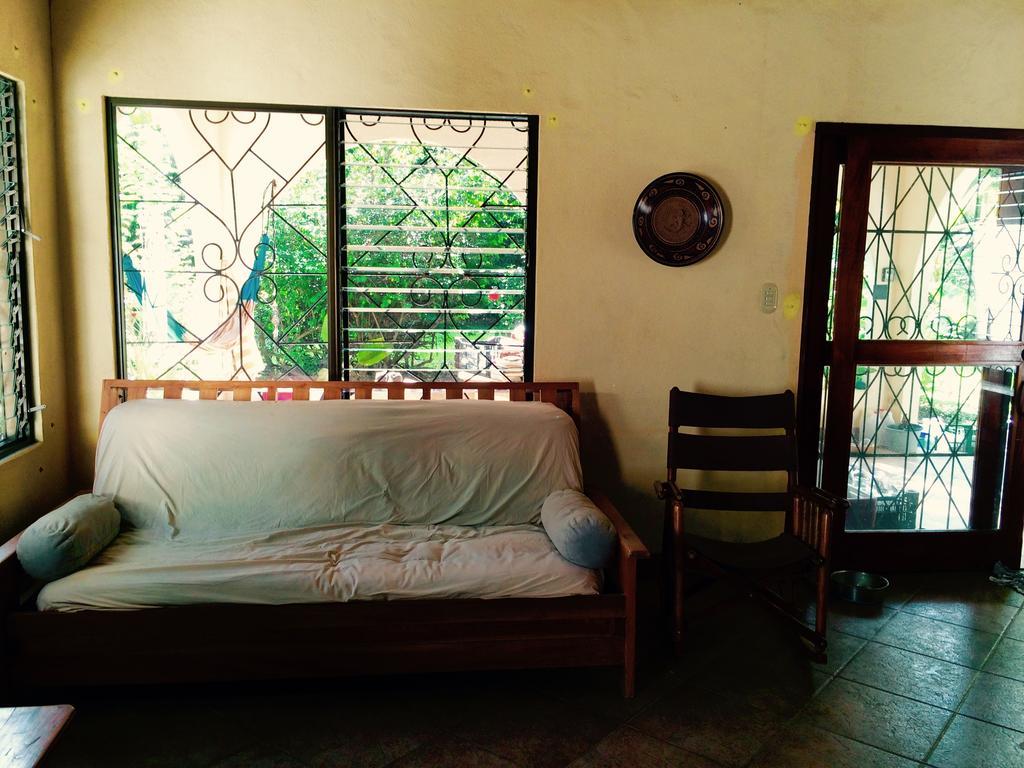 Nosarananda Hostel Δωμάτιο φωτογραφία